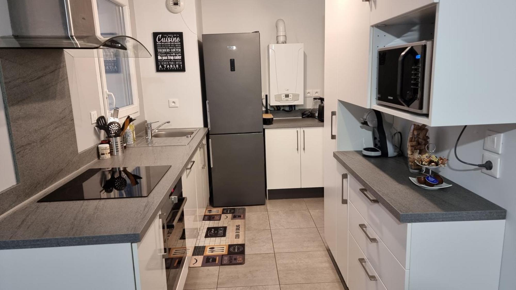 Appartement De Standing Au Centre De Chassieu Zewnętrze zdjęcie